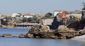 Affiche du film Calanques, les usines du bout du monde